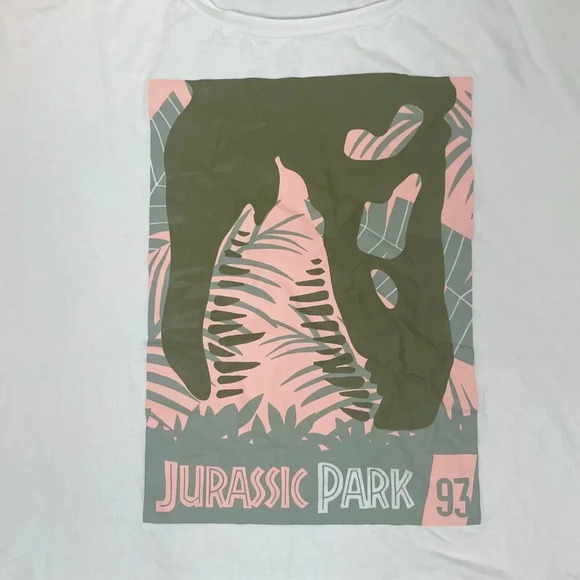 NWT Jurassic Park Crop T-Shirt - Picture 3 of 3
